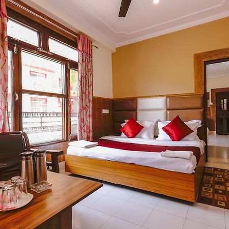 Hotel Varuni Mcleodganj Dharamshala Buitenkant foto