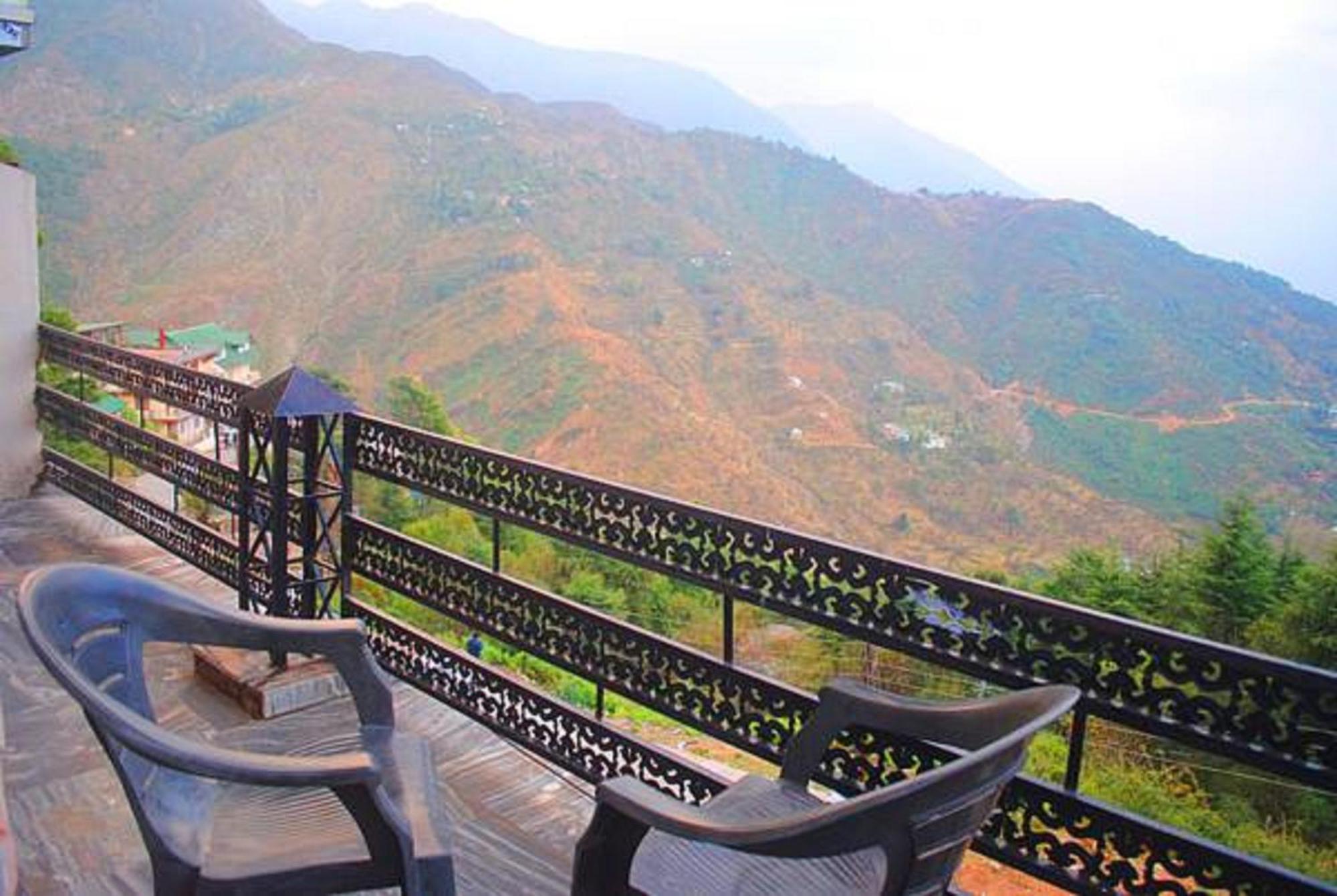 Hotel Varuni Mcleodganj Dharamshala Buitenkant foto