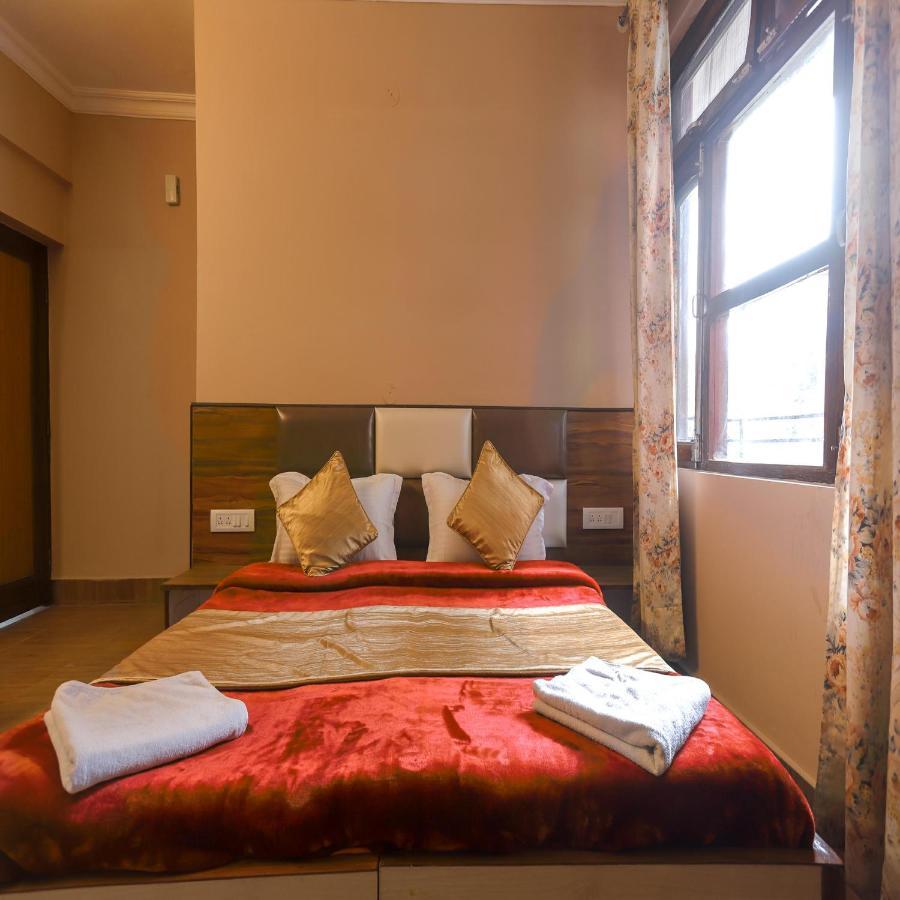 Hotel Varuni Mcleodganj Dharamshala Buitenkant foto