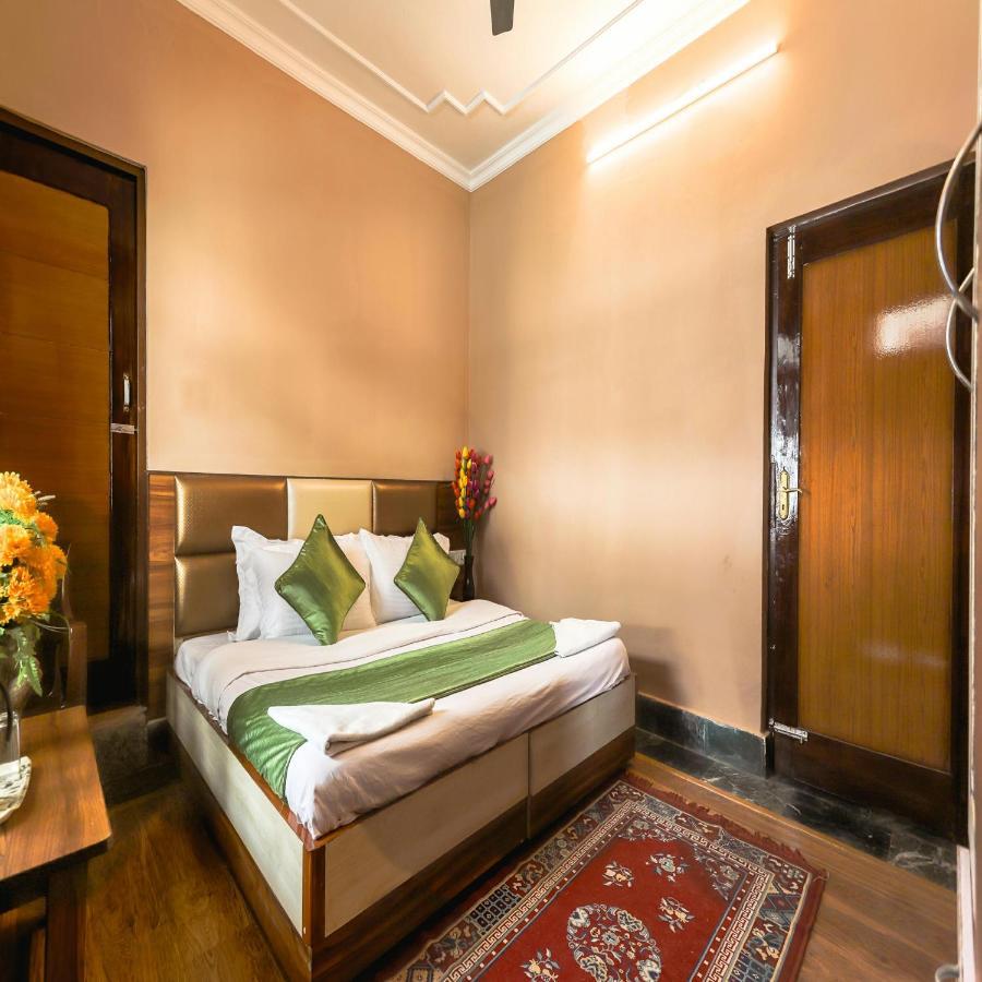 Hotel Varuni Mcleodganj Dharamshala Buitenkant foto